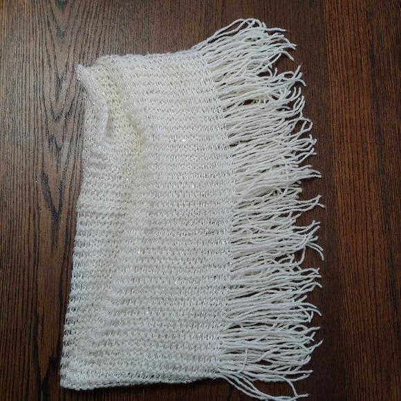 White Knit Infinity Scarf with Sequin Accents and Tasseled Ends - Picture 4 of 4